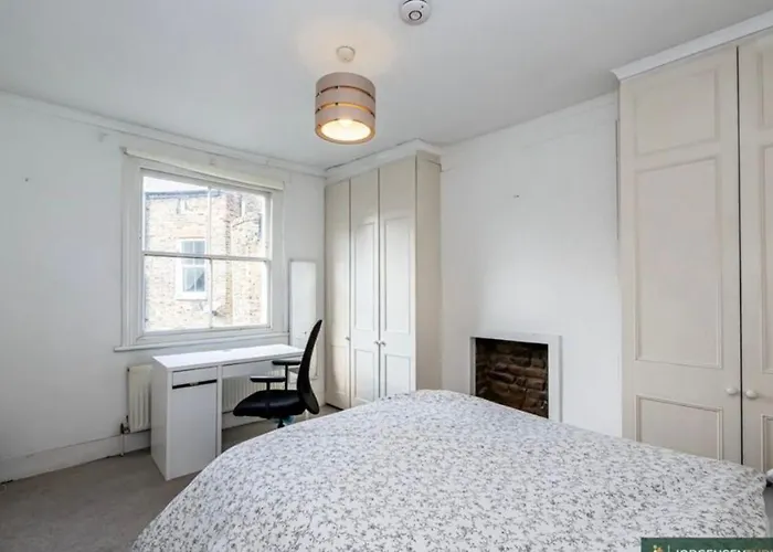 1 Bed Apt In Shepherds Bush-Westfield